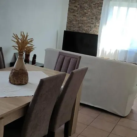 Casa Dos Avos * Canas de Senhorim
